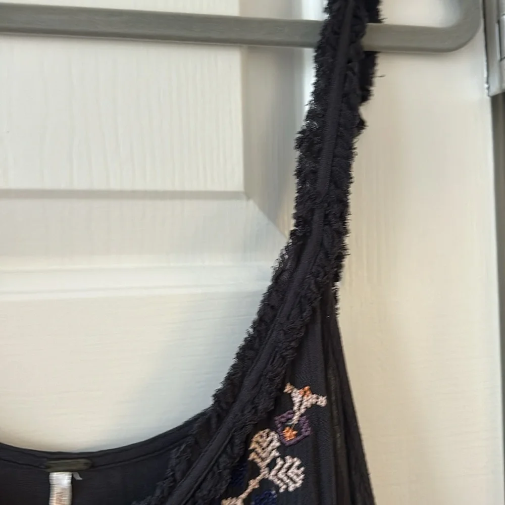 Free People Tank Size M - Picture 3 of 6